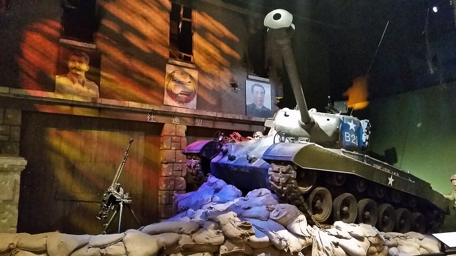 Day_826_24 Day_826_24