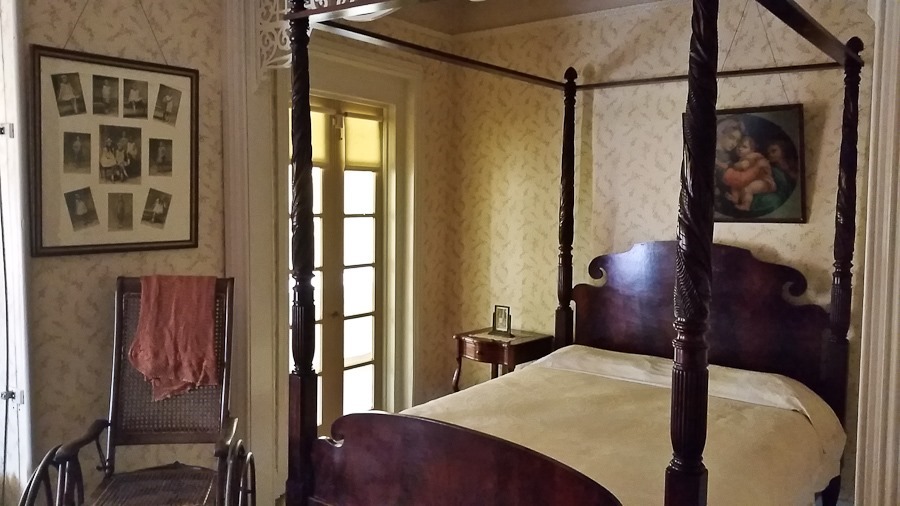 Day_827_20 Day_827_20