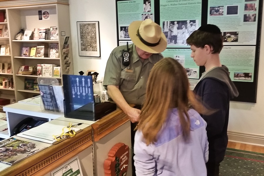 Day_827_21 Day_827_21